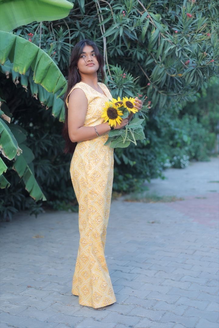AASHVI Cordset
