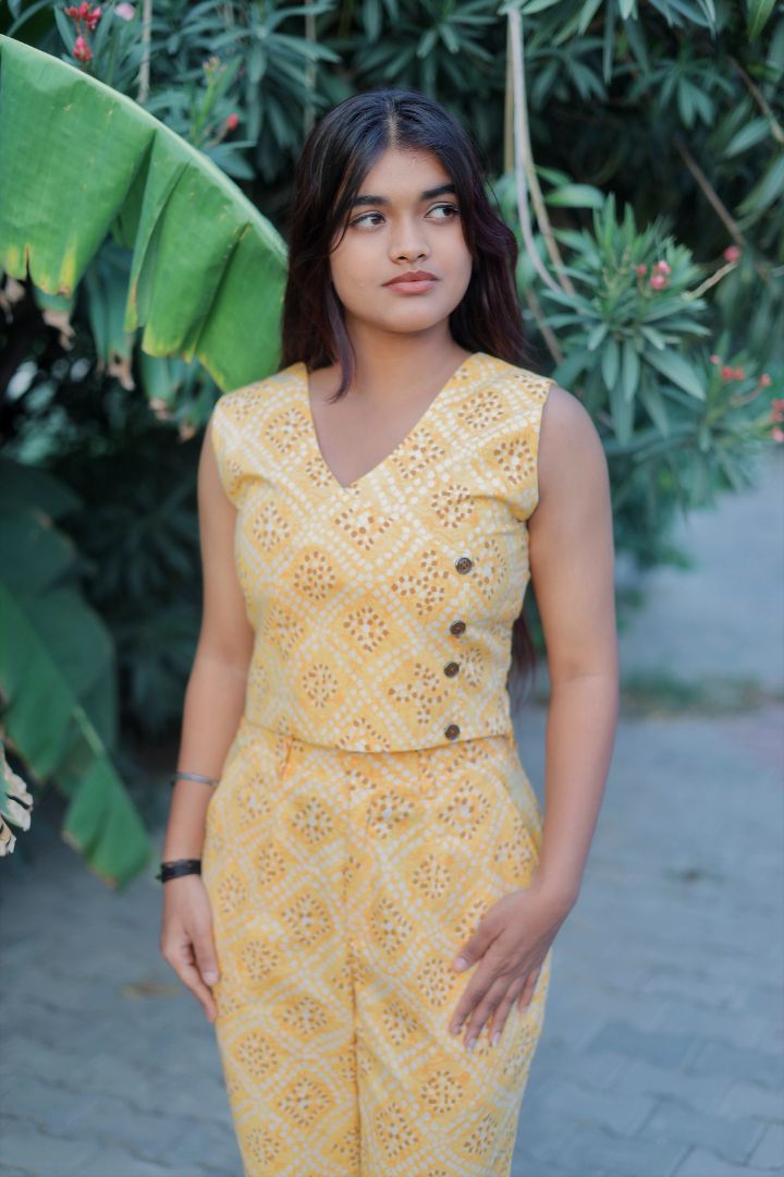 AASHVI Cordset