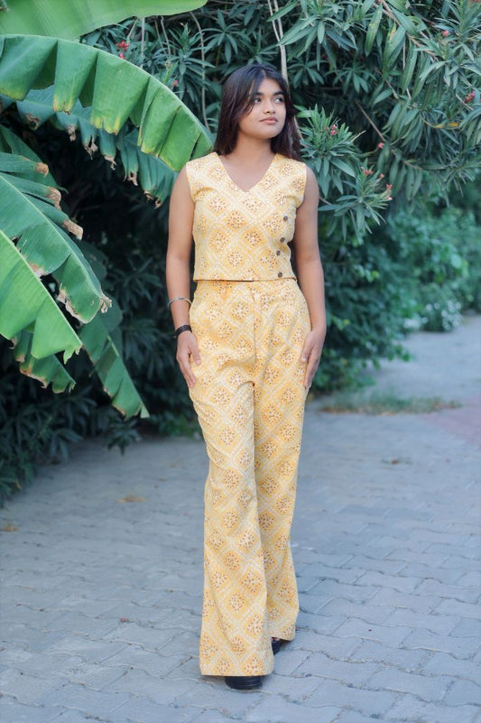 AASHVI Cordset